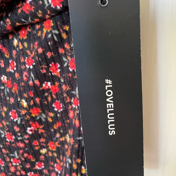 Lulu's Floral Bodysuit - new sweetheart style neckline - Picture 4 of 9